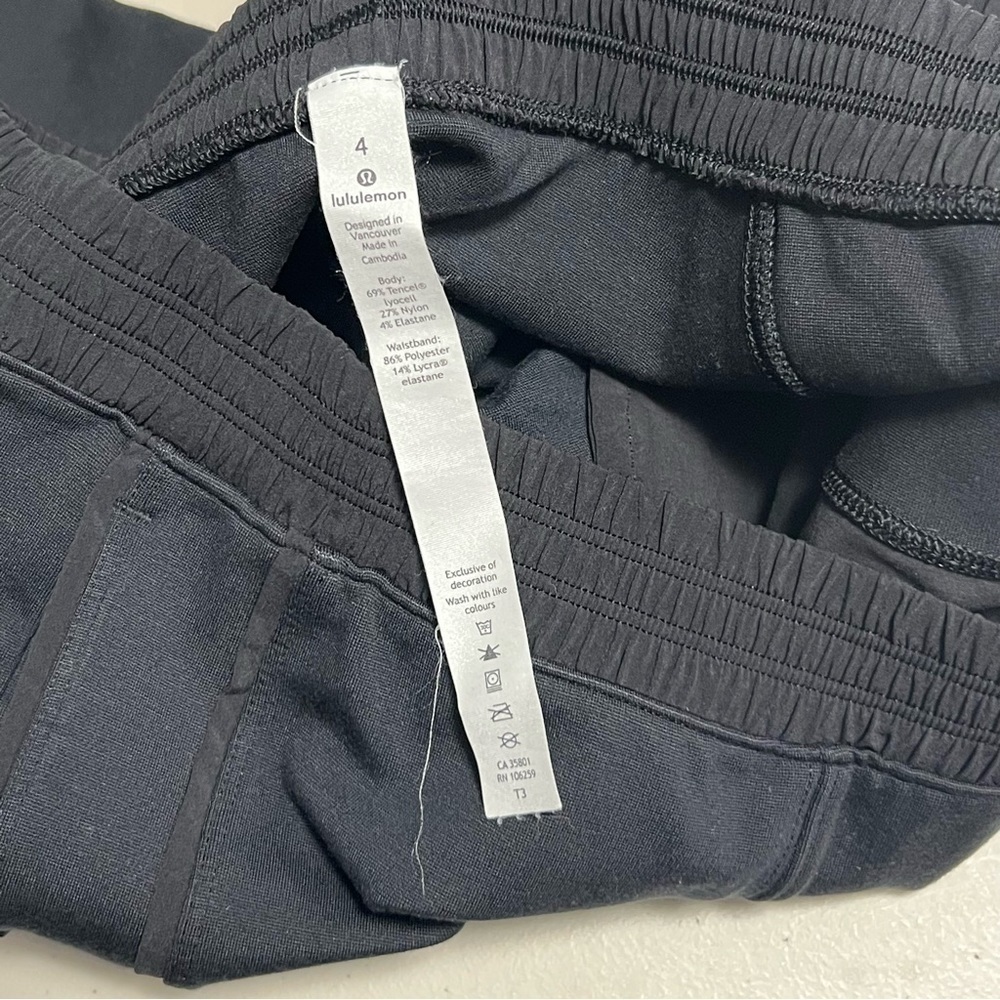 Lululemon Light Strides Crop - Picture 4 of 7